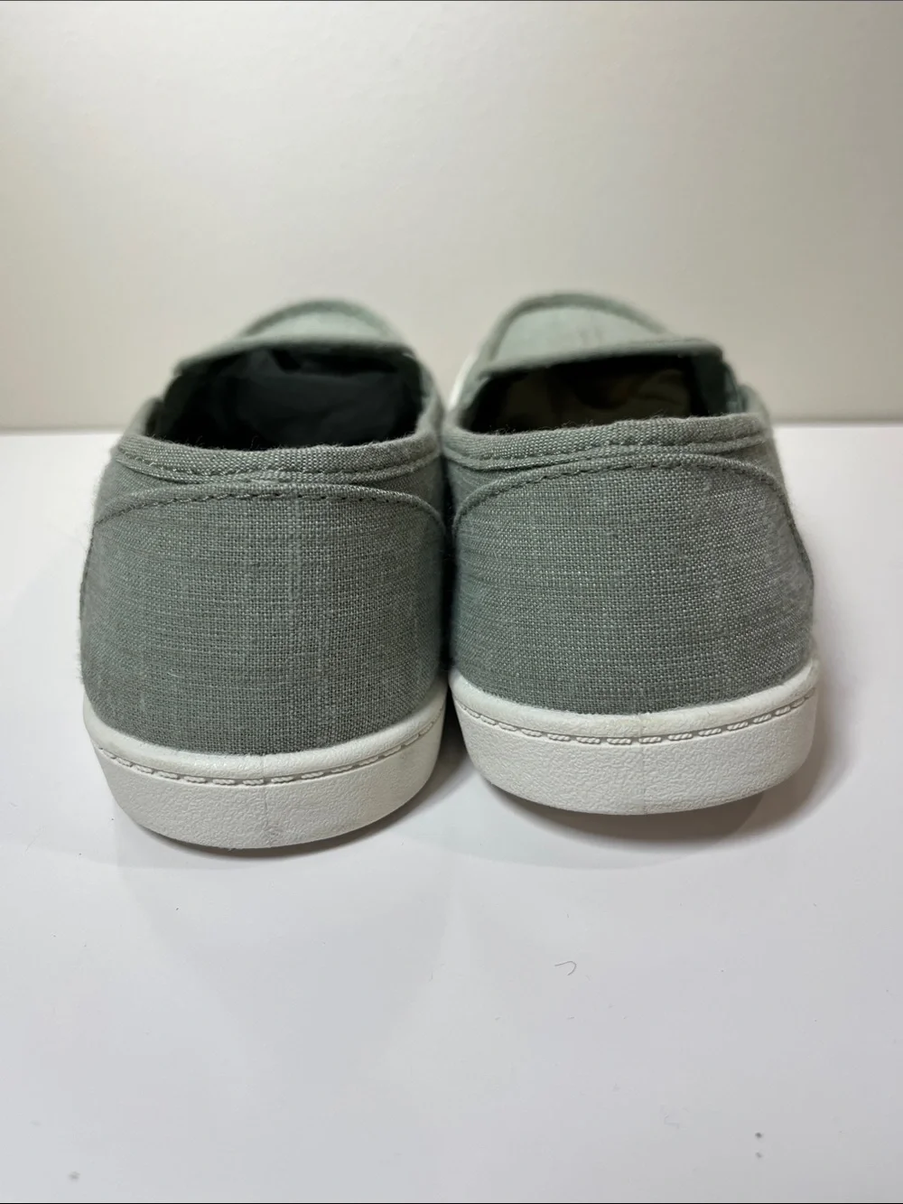 NWOT Moc Toe Surf Shoe Sage Green Size 9.5